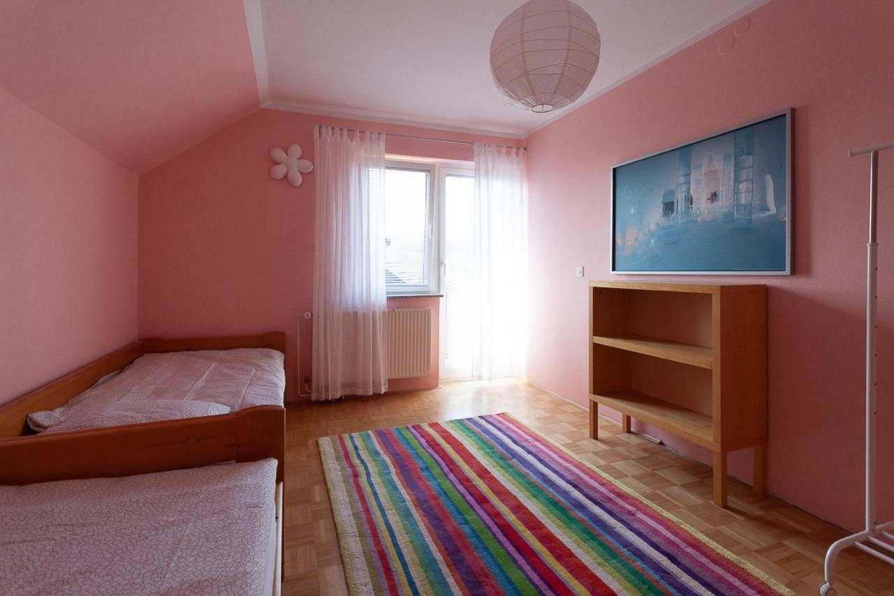 Vacation Home Sofia Zgornje Gorje Eksteriør billede